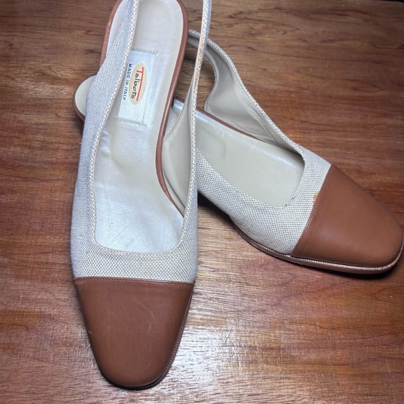 Talbots Shoes - NWT Talbots Cap Toe “Patsy” Slingback Shoes!